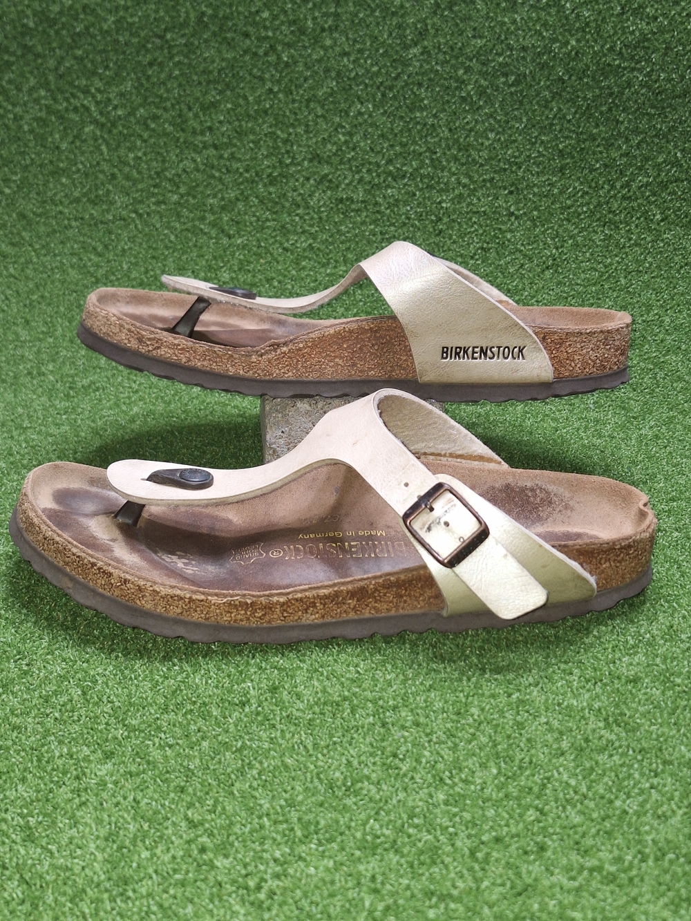 Birkenstock Gizeh Birko-Flor Graceful Pearl White Women's Size 40 US 9